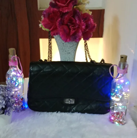 Calfskin synthetic luxury leather flap shoulder bag black 🖤 - Picture 10 of 16